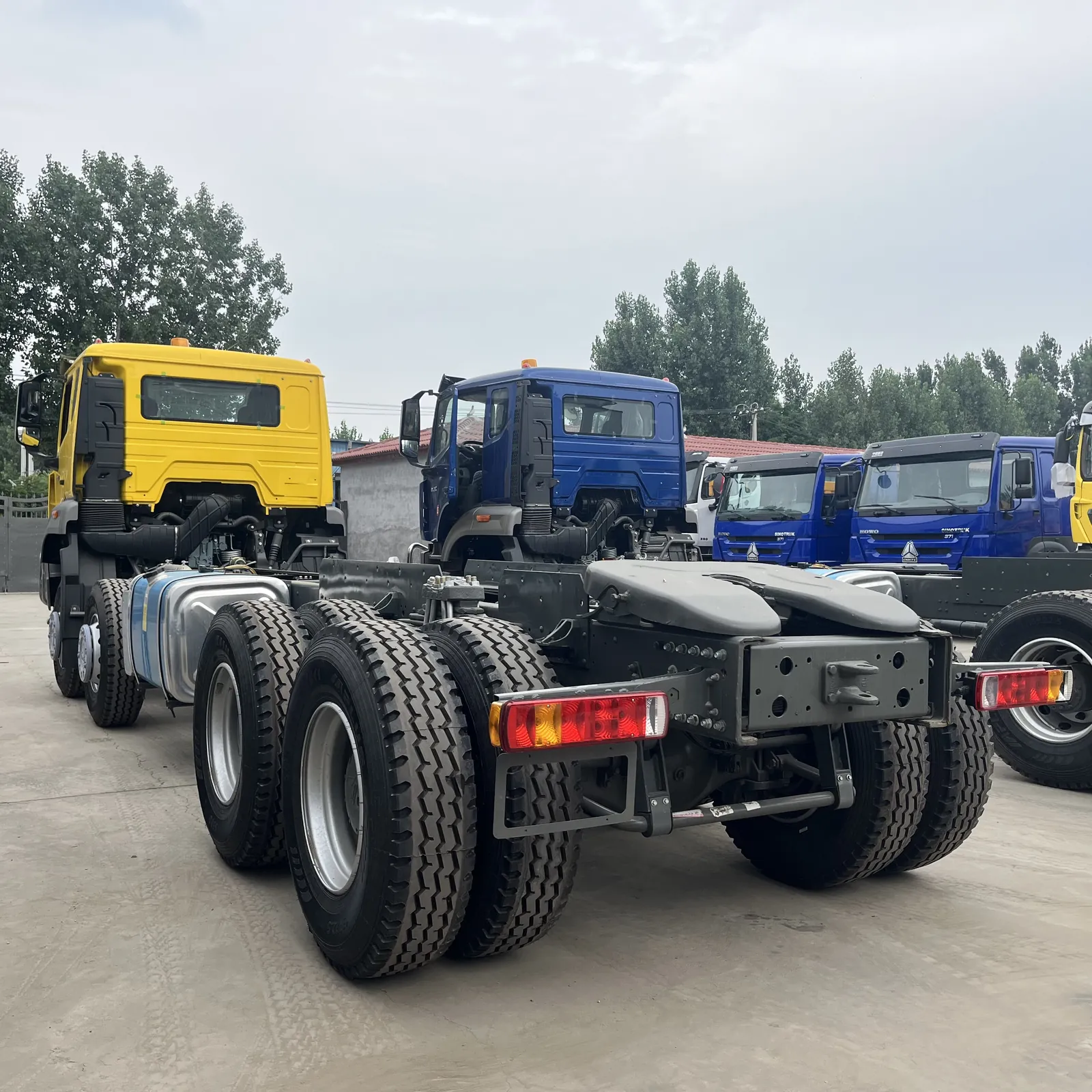 Used HOWO NX 8x4 chassis, rear-left