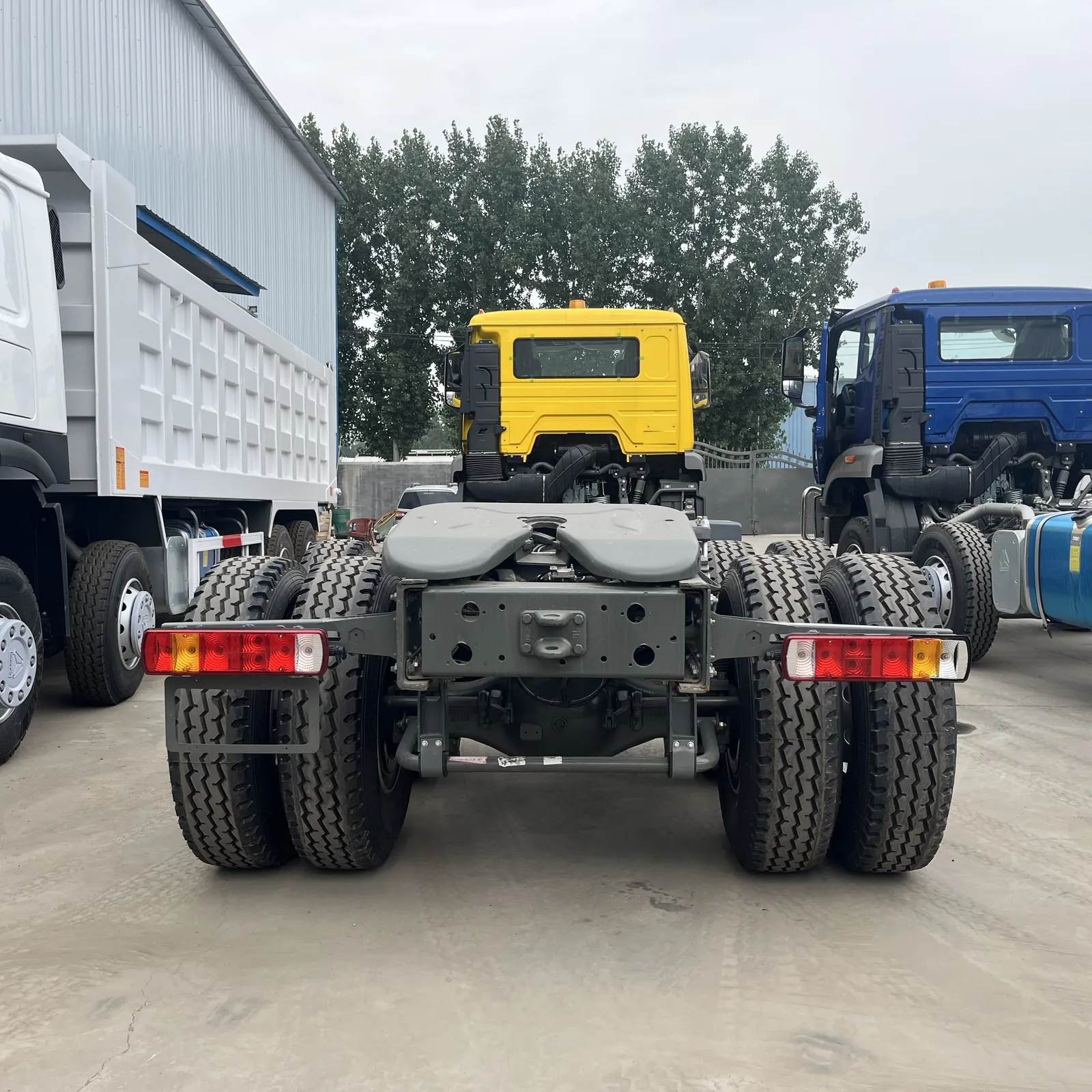 Used HOWO NX 8x4 chassis, rear